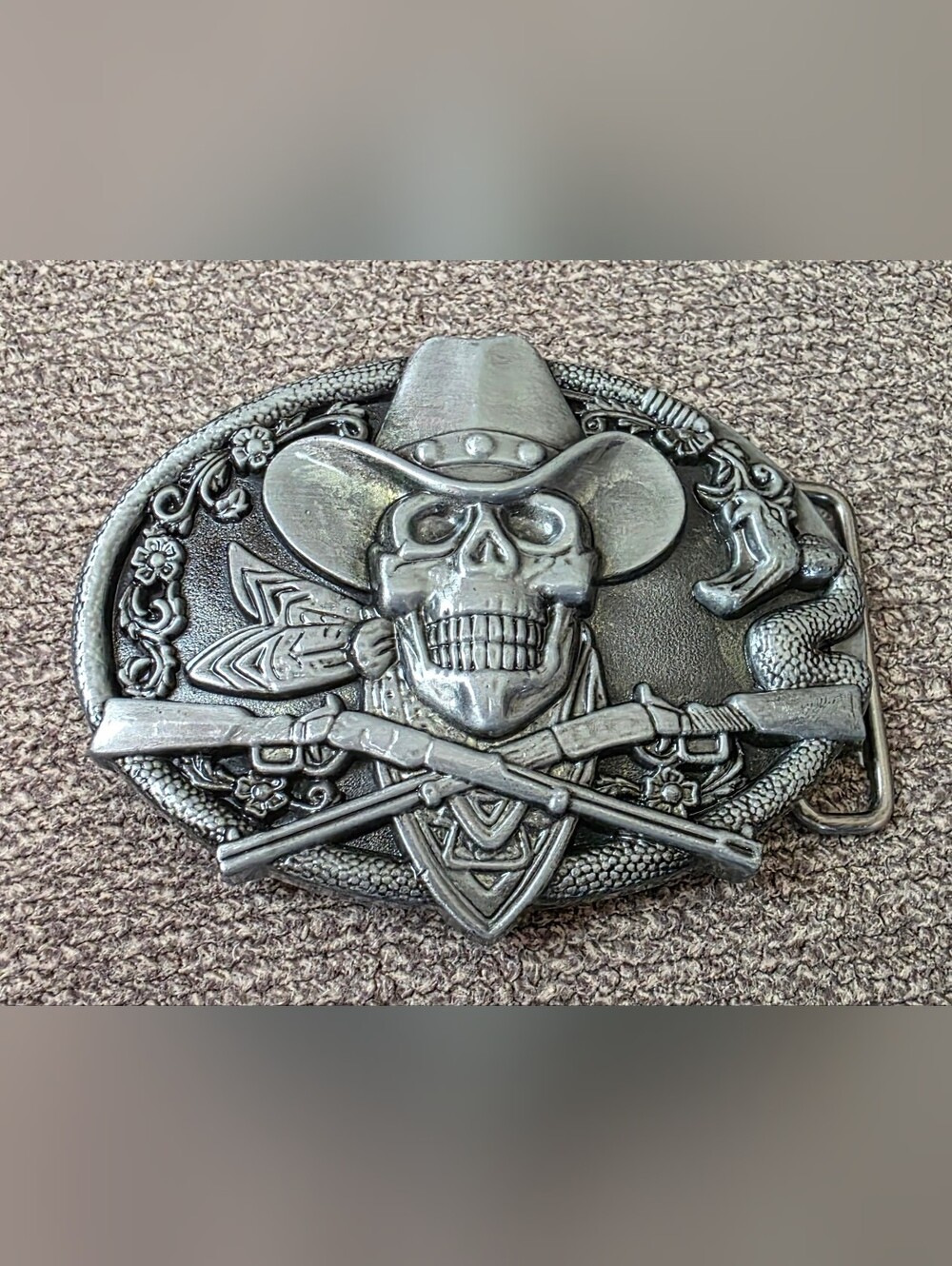New Western Outlaw Cowboy Skull skeleton belt buckle